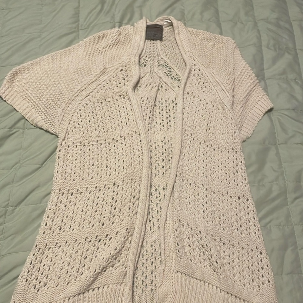 Women’s Guinevere sweater medium.